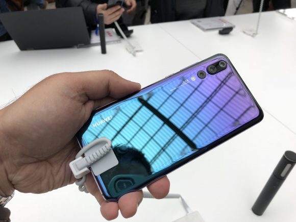 Huawei P20 Pro   Это один из самых интересных смартфонов на 2018 год